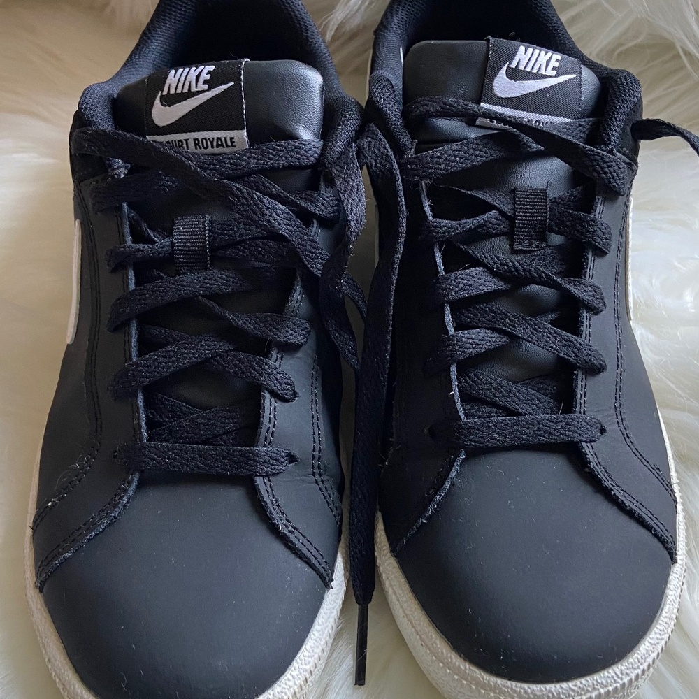 Nike Court Royal Sneakers Women's Size 10